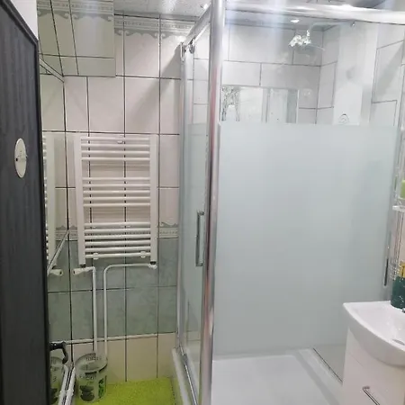 בית אירוח Chez Alain Et Fabiola *